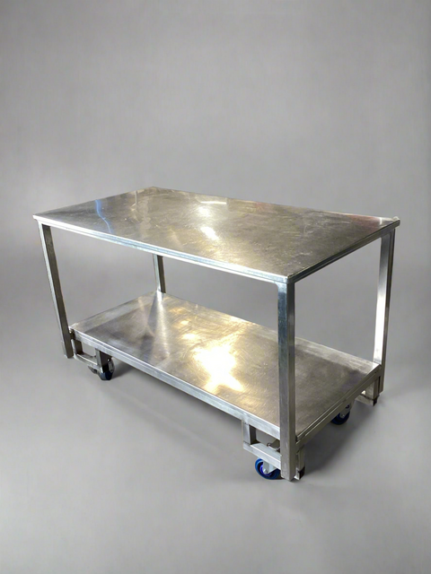 Table- Stainless Preparation/ Bar with wheels