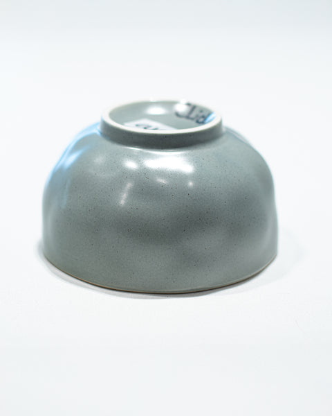 11cm Noodle bowl with a dimpled ceramic finish in grey for hire